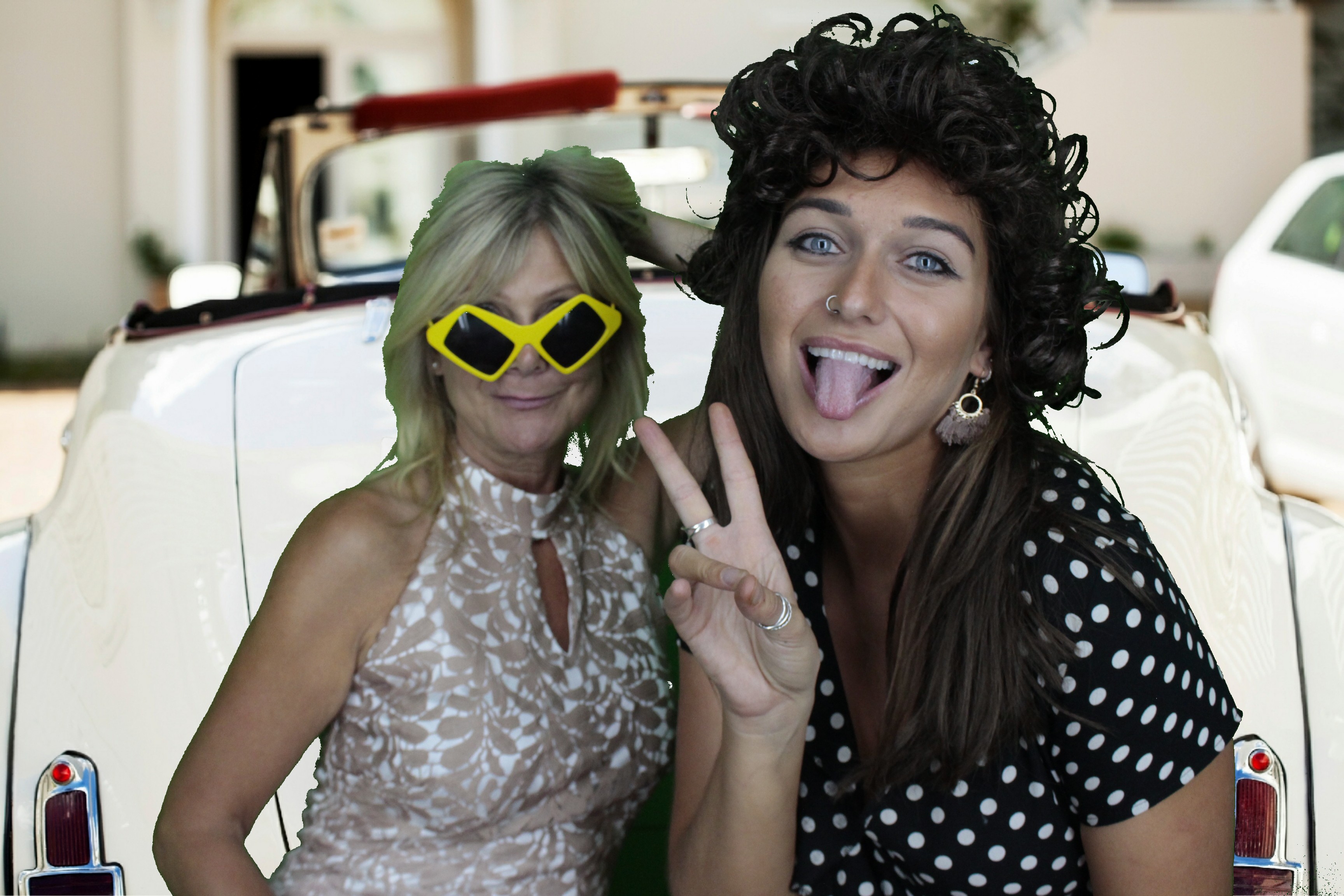 Mr & Mrs Bowles | View more photos from the event at gallery.myphotoboothexperience.co.uk/u/MyPhotoBoothExperienceLtd/Mr-Mrs-Bowles